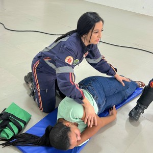 Auxiliares de Desenvolvimento Infantil participam de capacitação em Primeiros Socorros em Queimadas